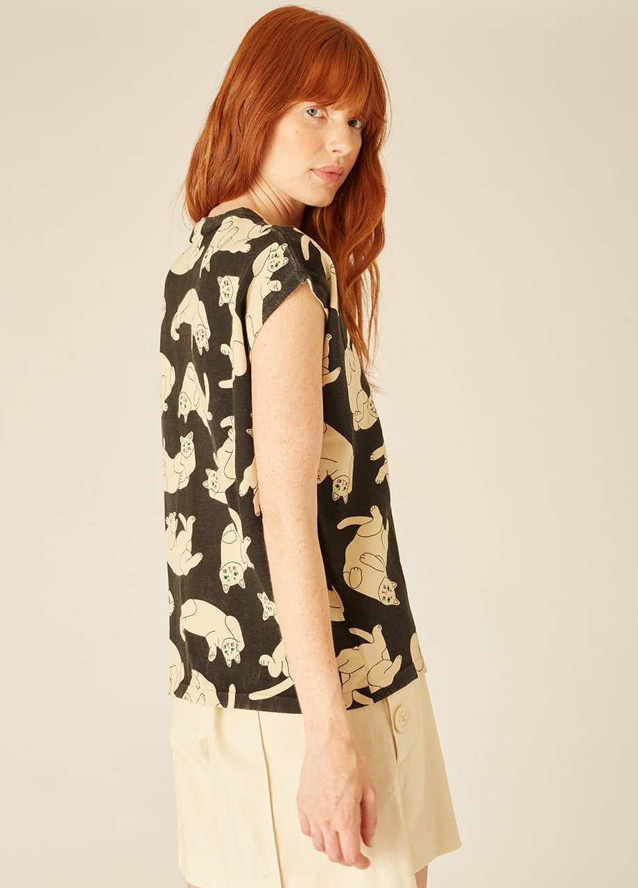 CATS SWEATER BUTTONED