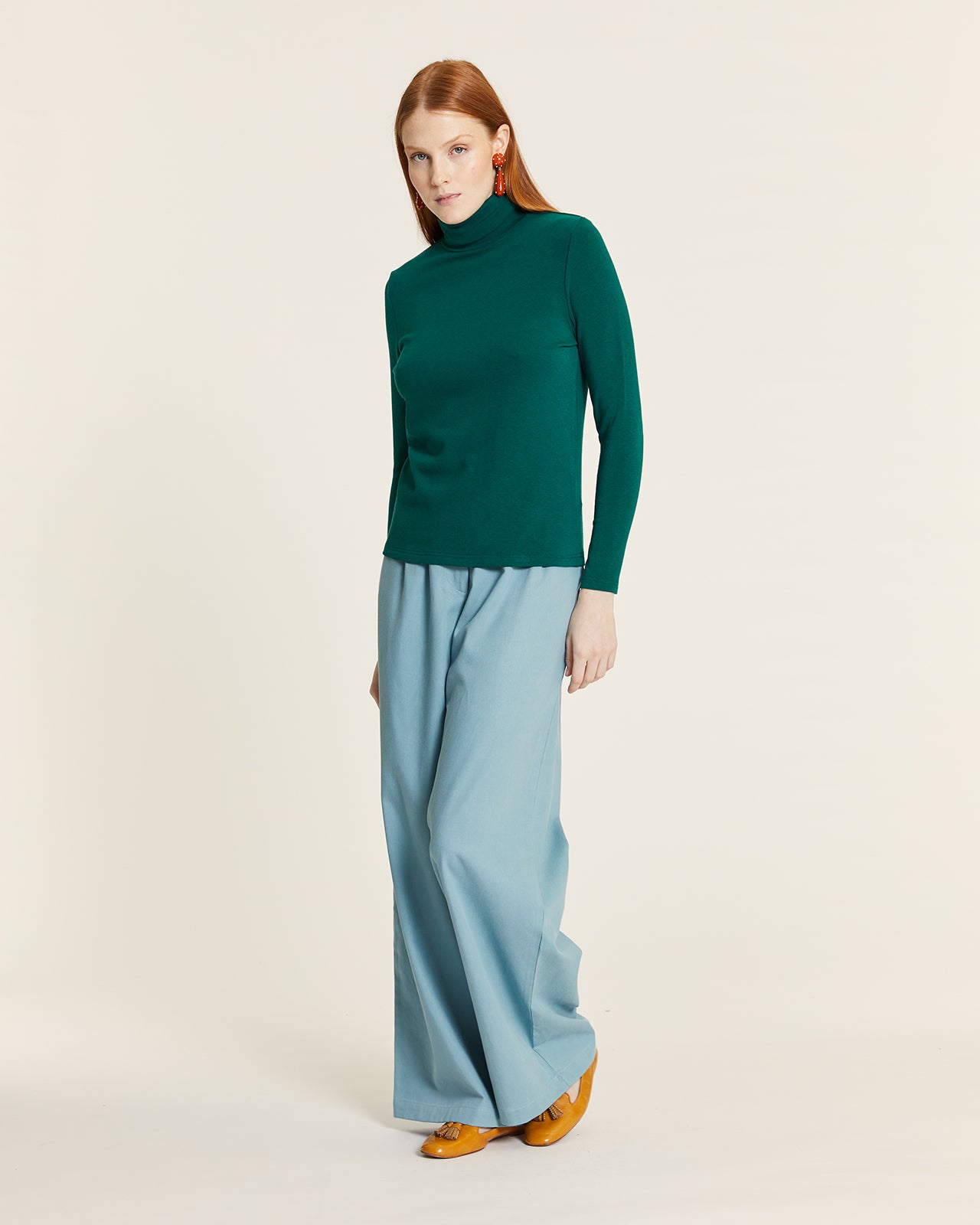 GREEN SWAN NECK KNIT TOP