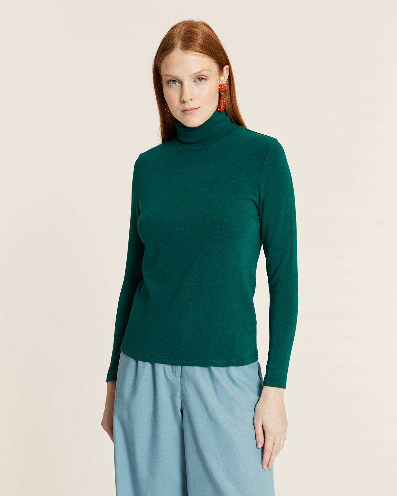 GREEN SWAN NECK KNIT TOP