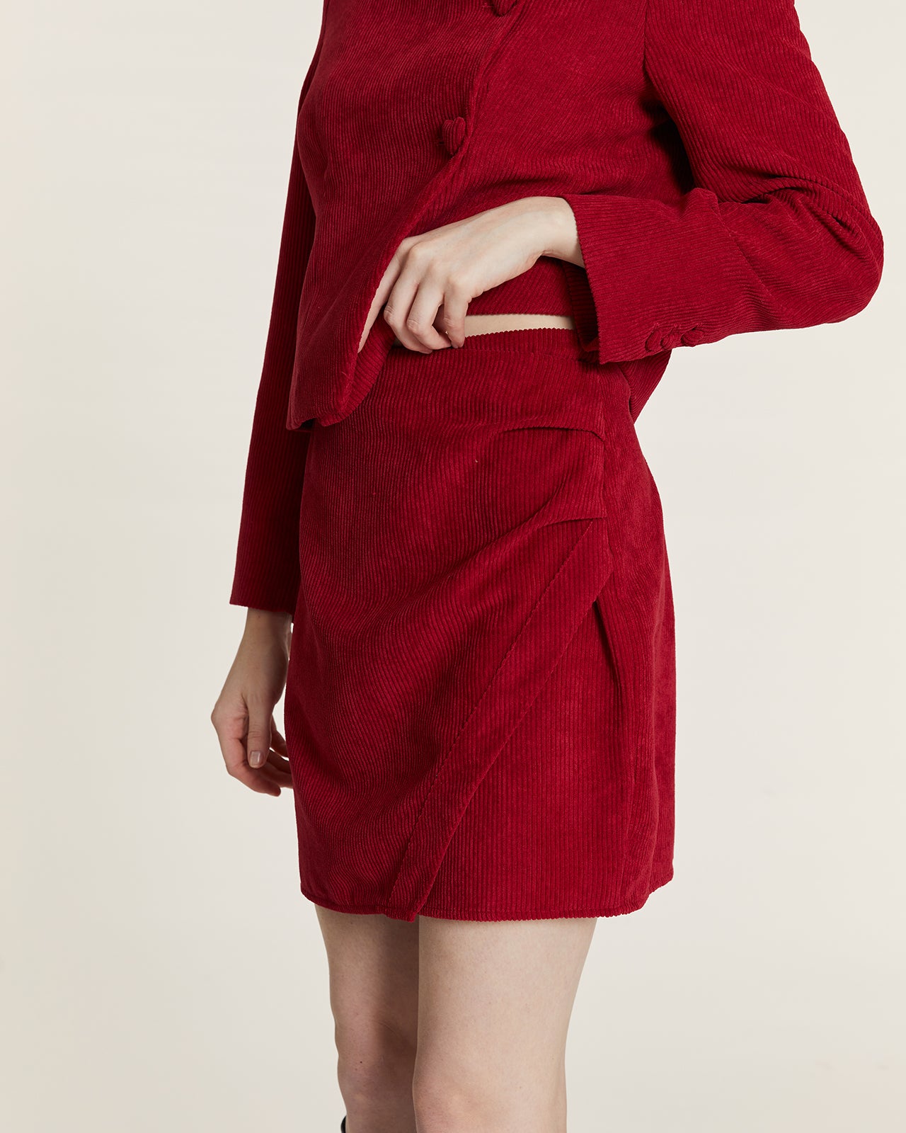 RED CORDUROY MINI SKIRT
