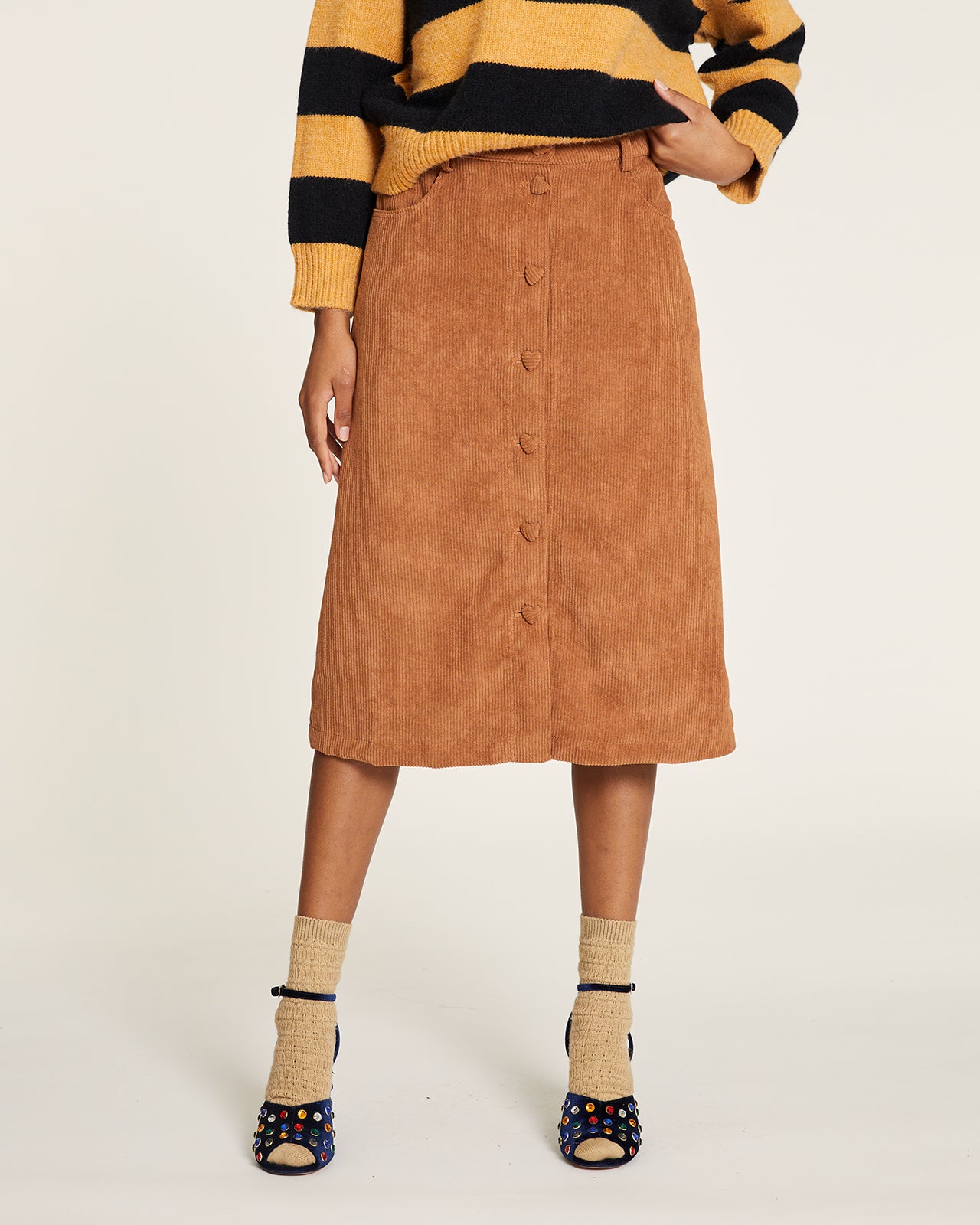 Corduroy skirt with taffeta heart buttons