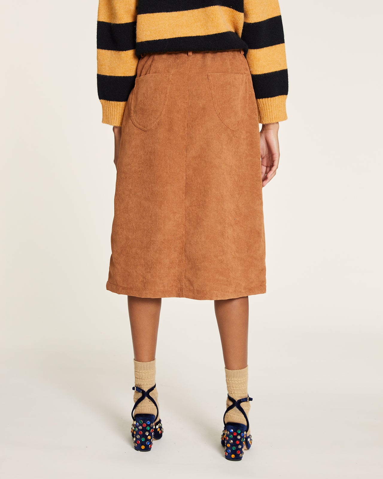 Corduroy skirt with taffeta heart buttons