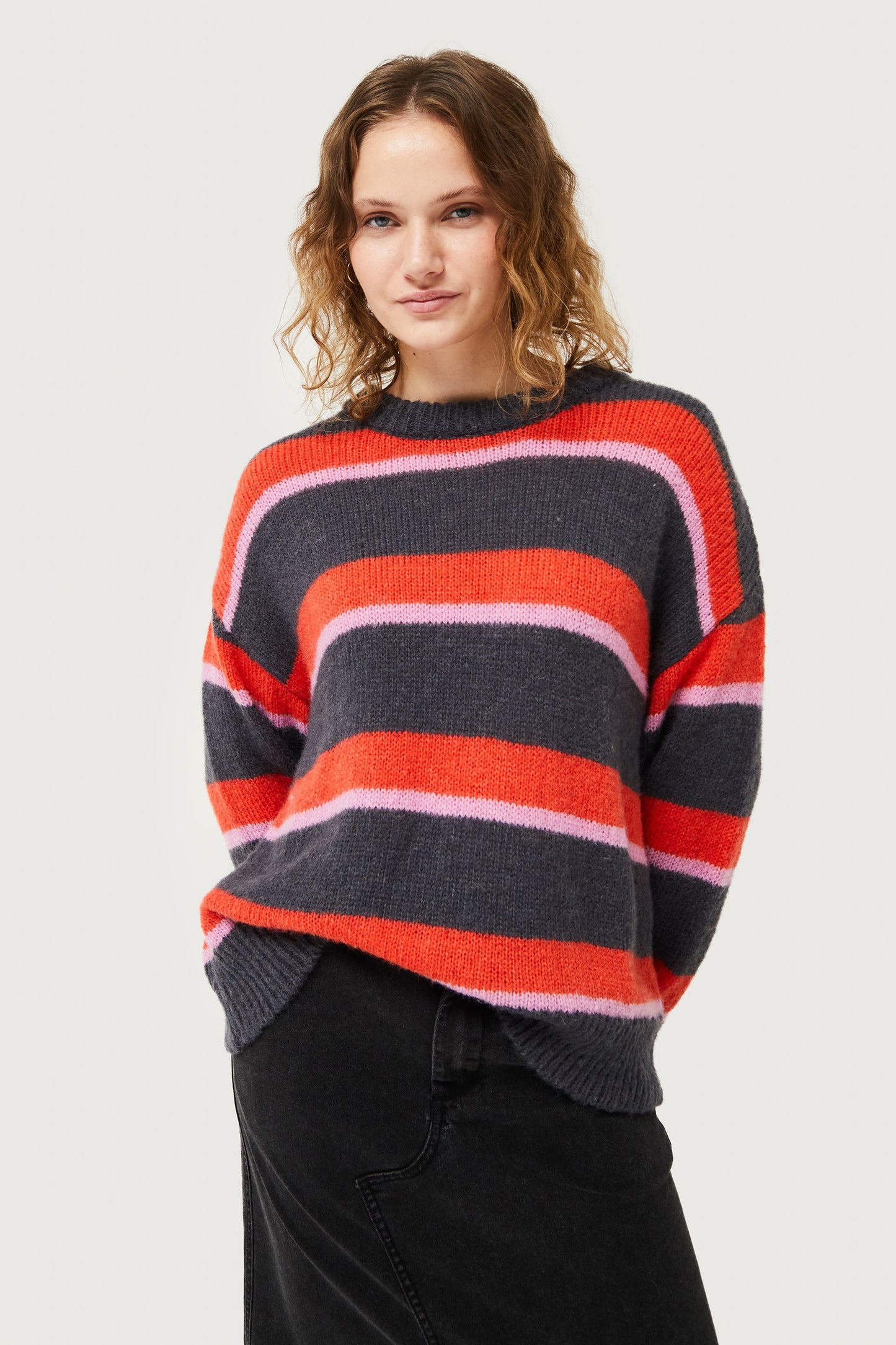 Red striped knited sweater