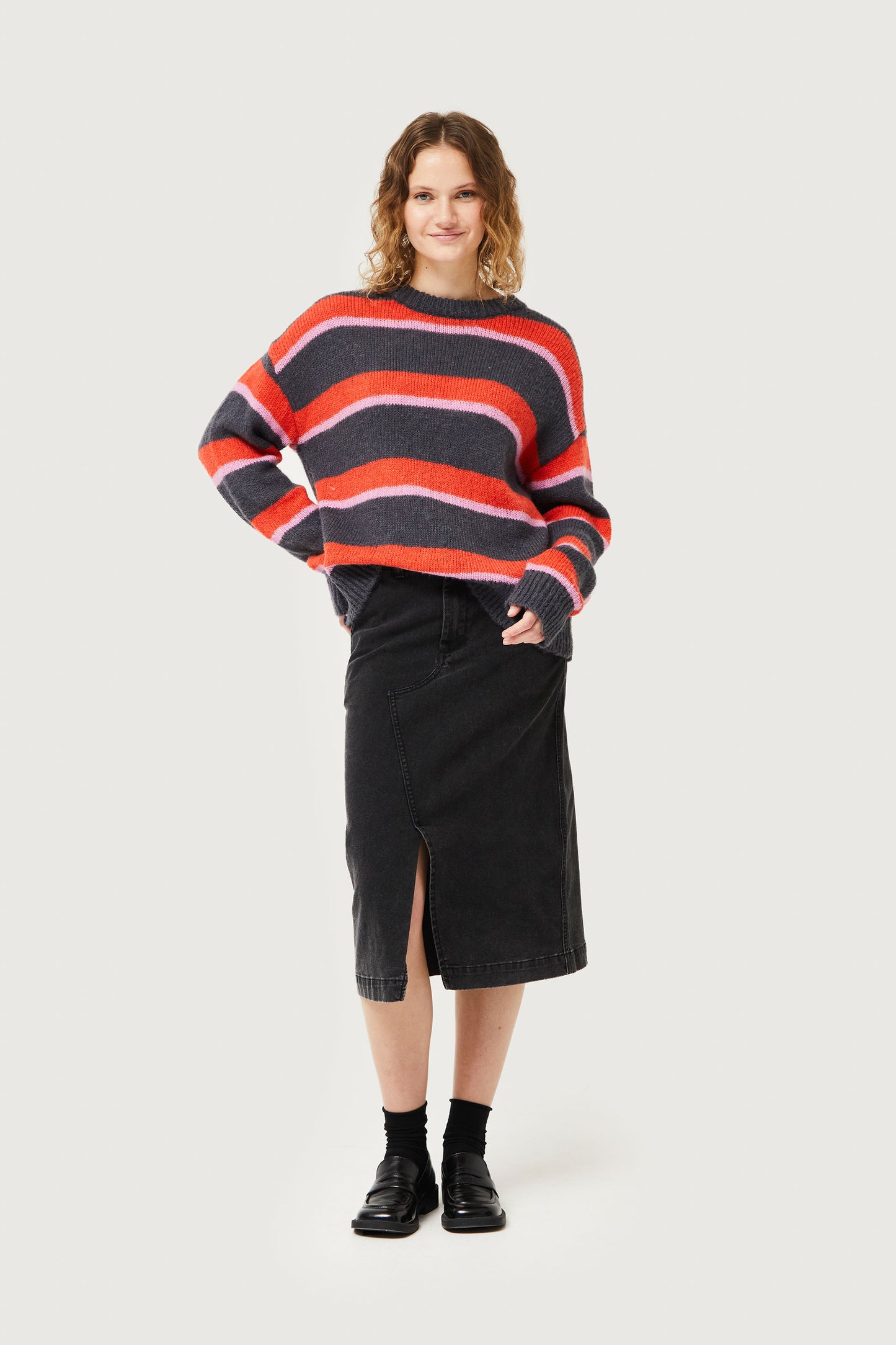 Red striped knited sweater