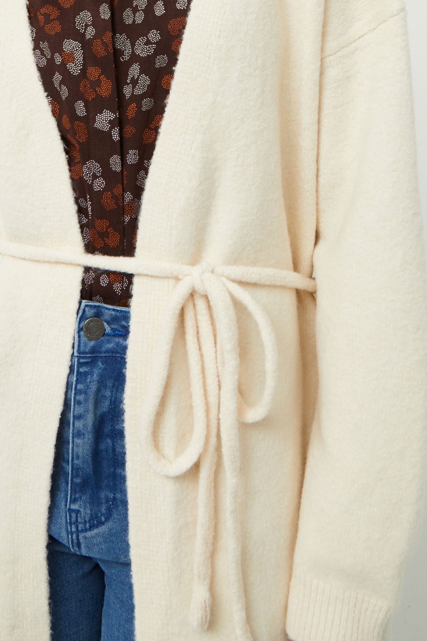 White knitted midi jacket