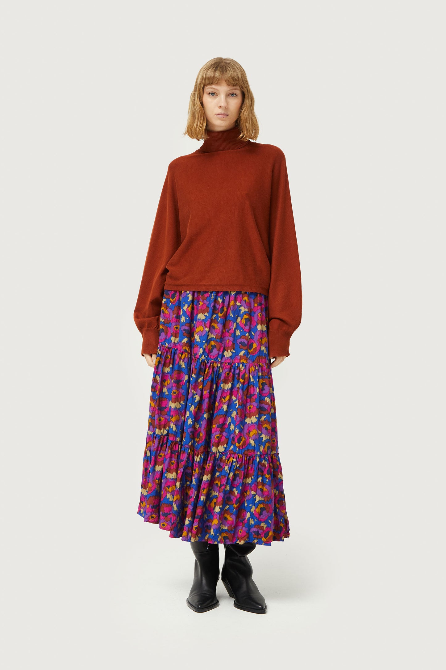Dewberry Floral Print Midi Skirt