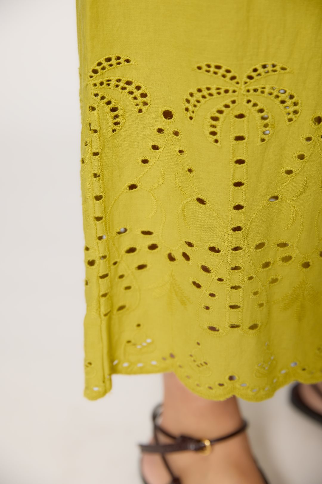 Embroidered cotton trousers