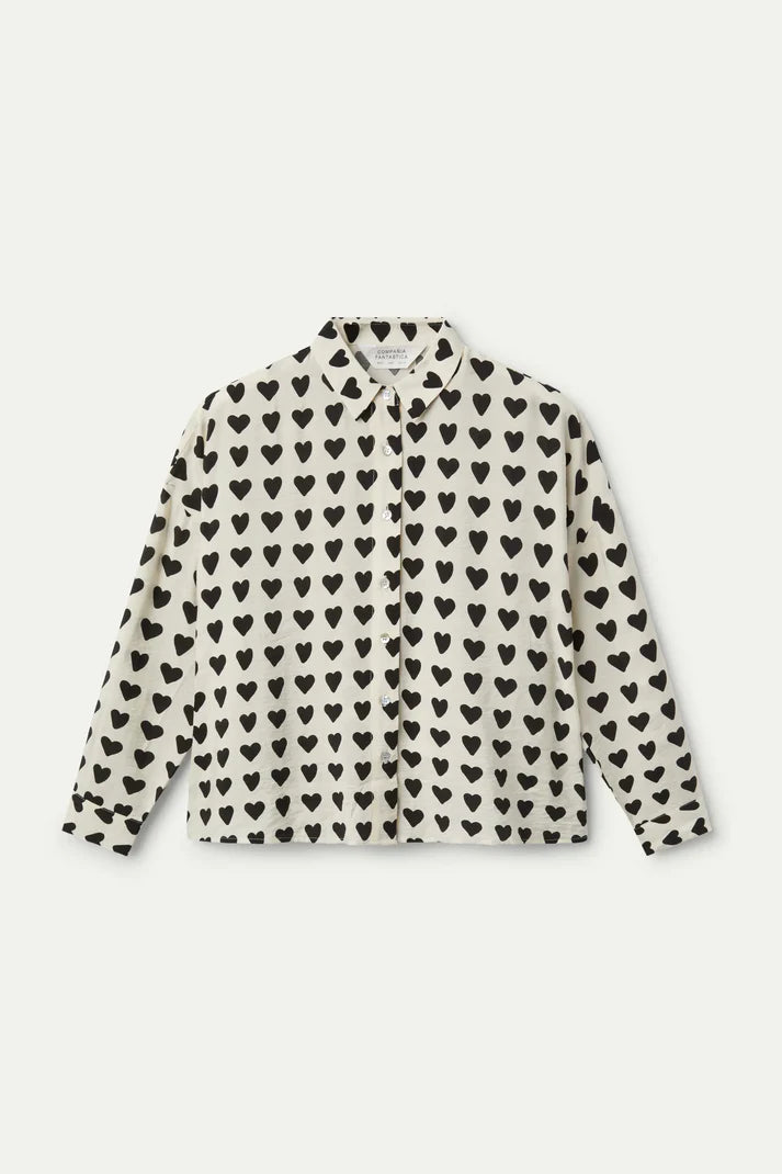 Flowy shirt with heart print