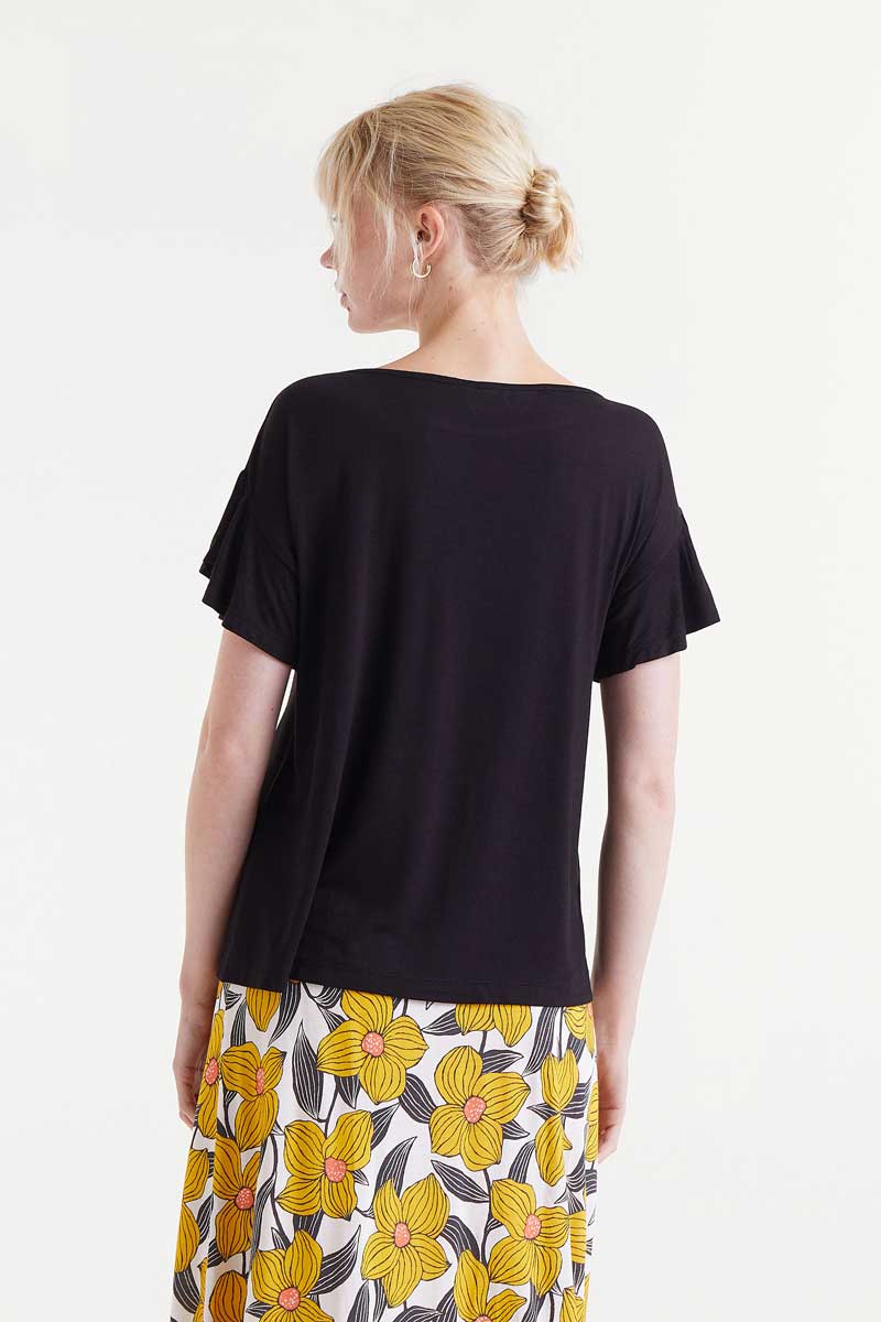 Black short sleeve ruffle t-shirt