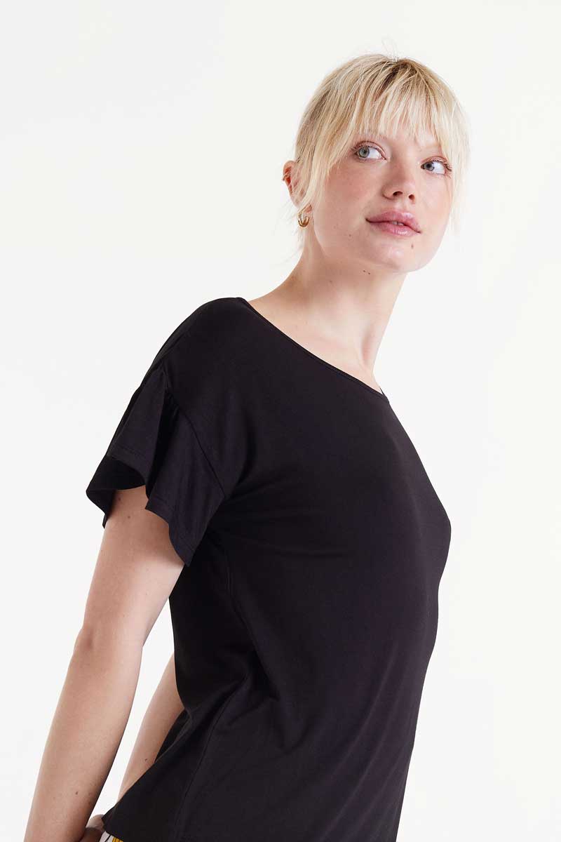 Black short sleeve ruffle t-shirt