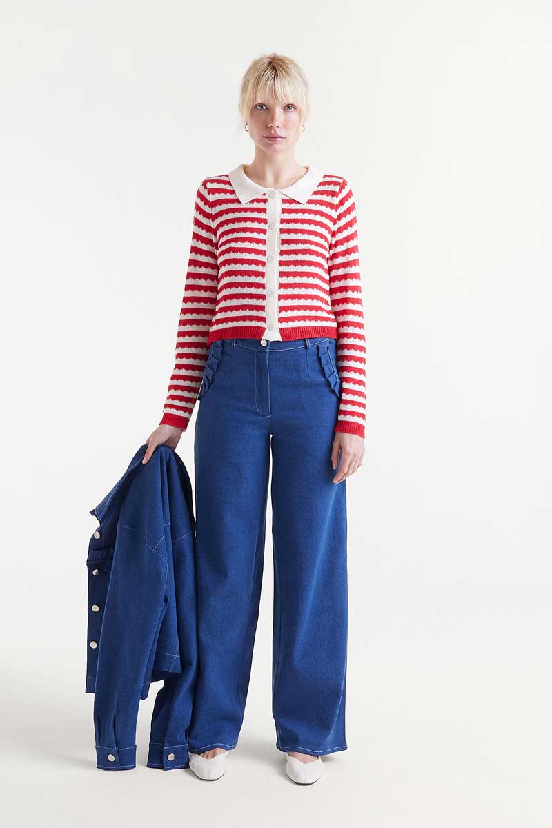 Denim pants with ruffles