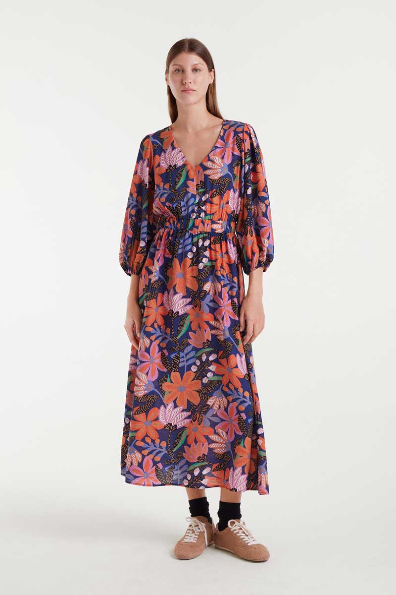 Long lightweight crepe dress with Tigerlily print