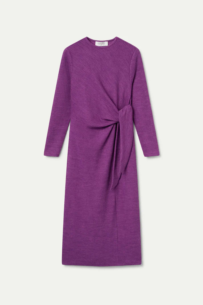 Long magenta ribbed knit dress