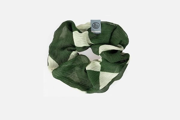 CENTRAL PARK SCRUNCHIE