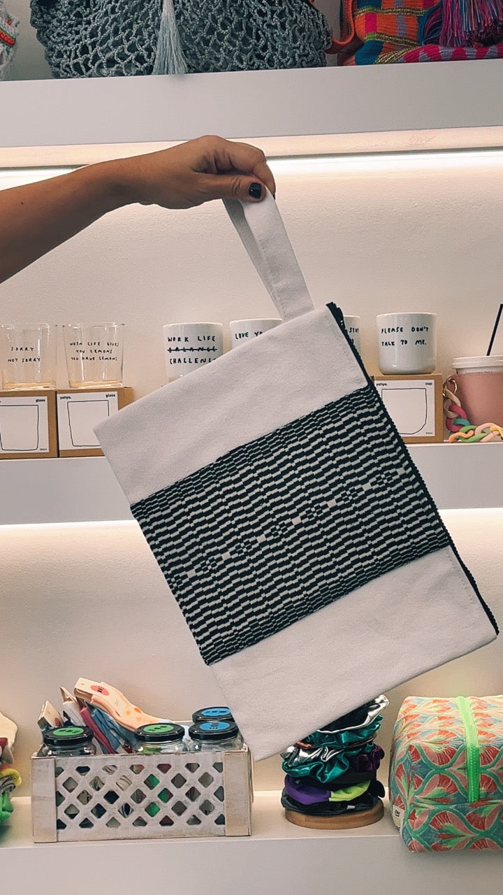 Clutch white black stripes