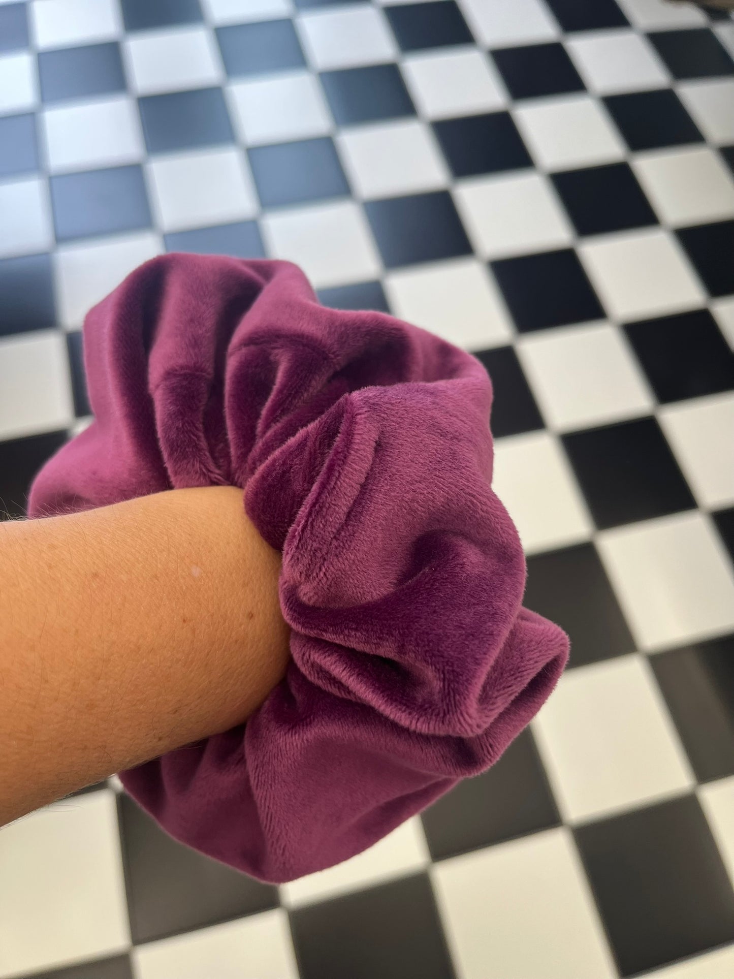 SCRUNCHIES - PURPLE VELVET