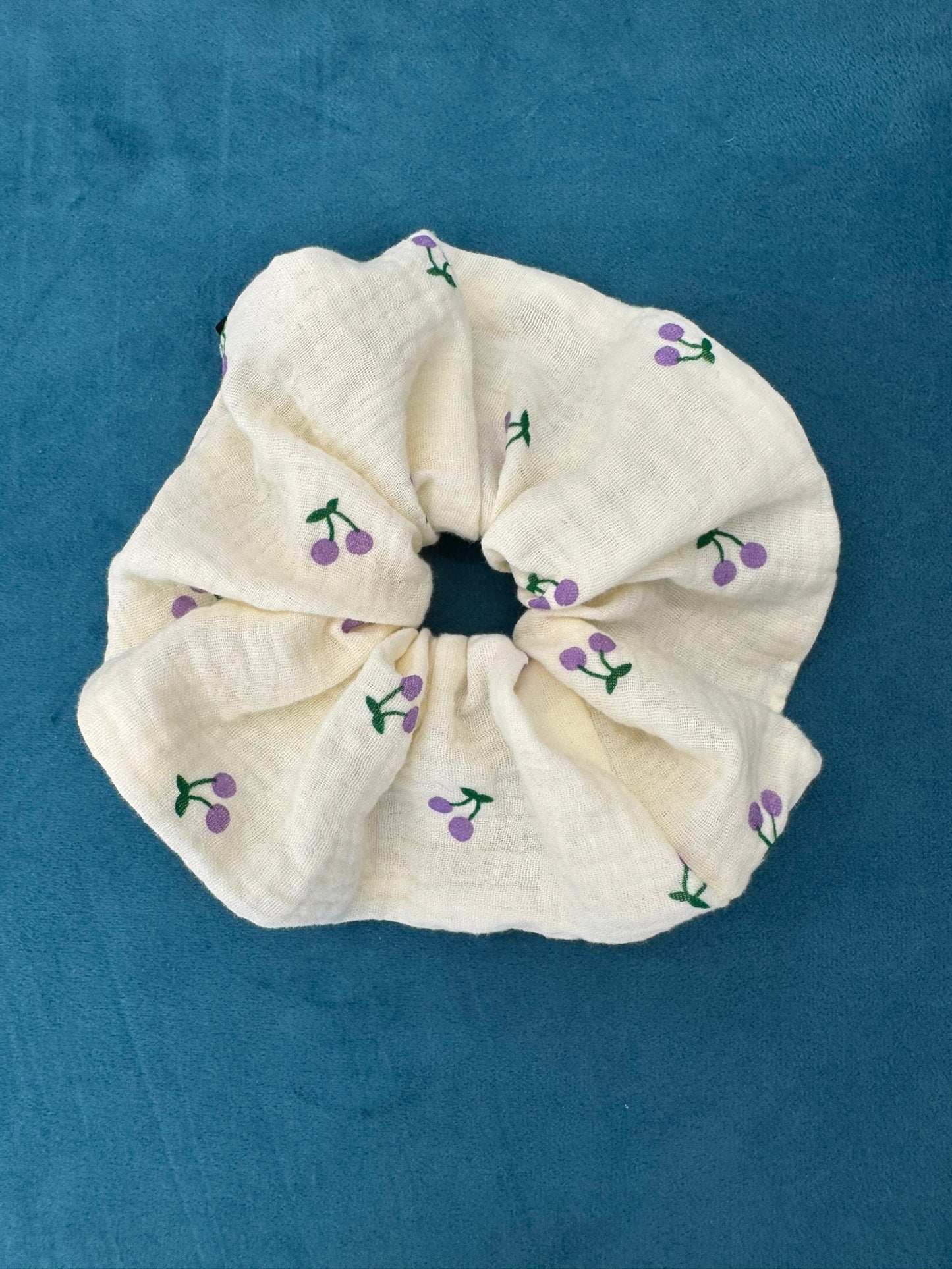 SCRUNCHIES - purple cherries