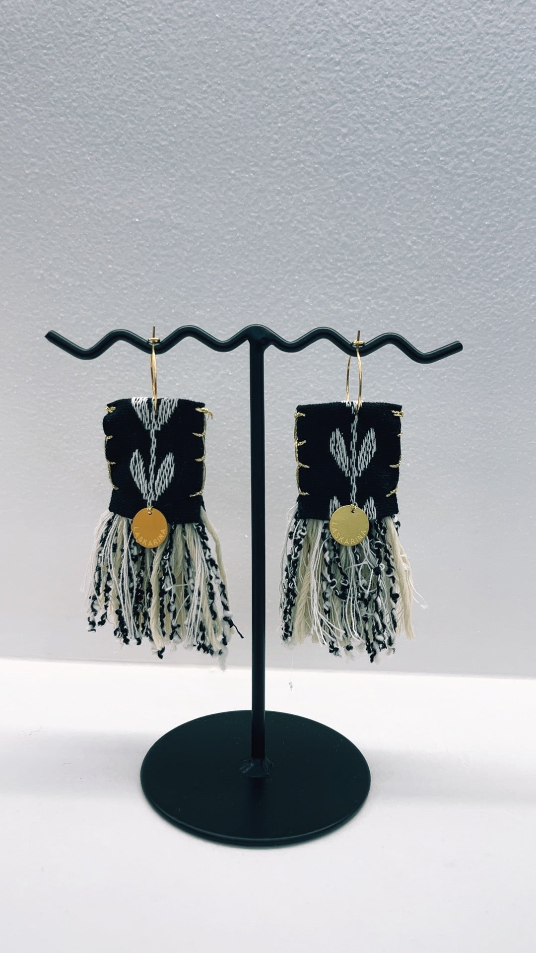 ΟΛΙΒΙΑ ΜΕΣΑΙΑ ΣΚΟΥΛΑΡΙΚΙΑ