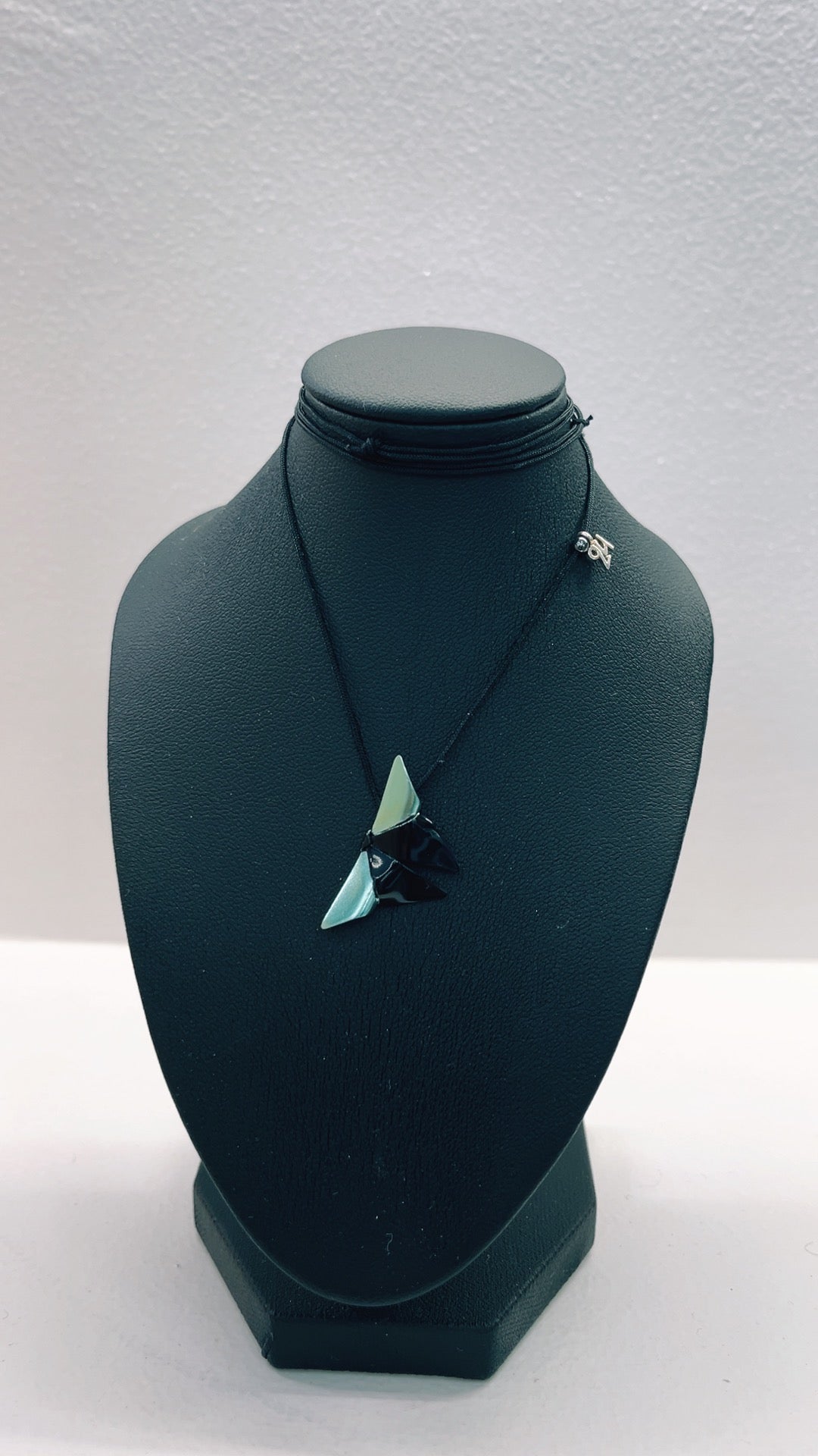 NECKLACE BUTTERFLY ORIGAMI