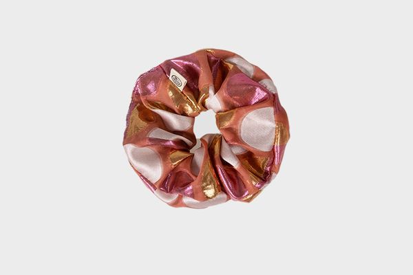 PEACH SATIN SCRUNCHIE