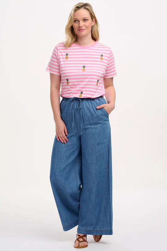 Maggie T-Shirt - Off-White/Pink, Pineapple Repeat