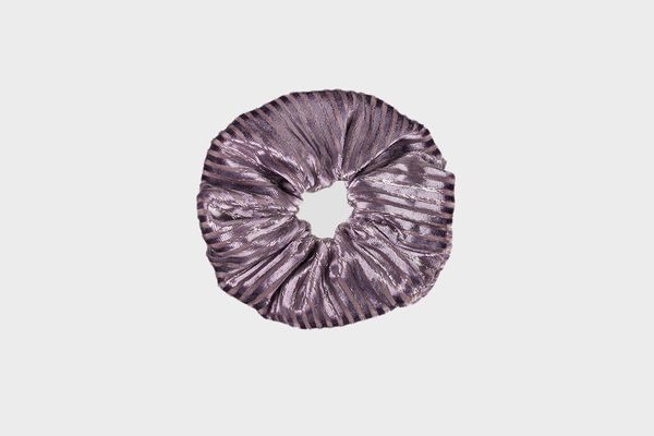 BLUSH VELVET SCRUNCHIE