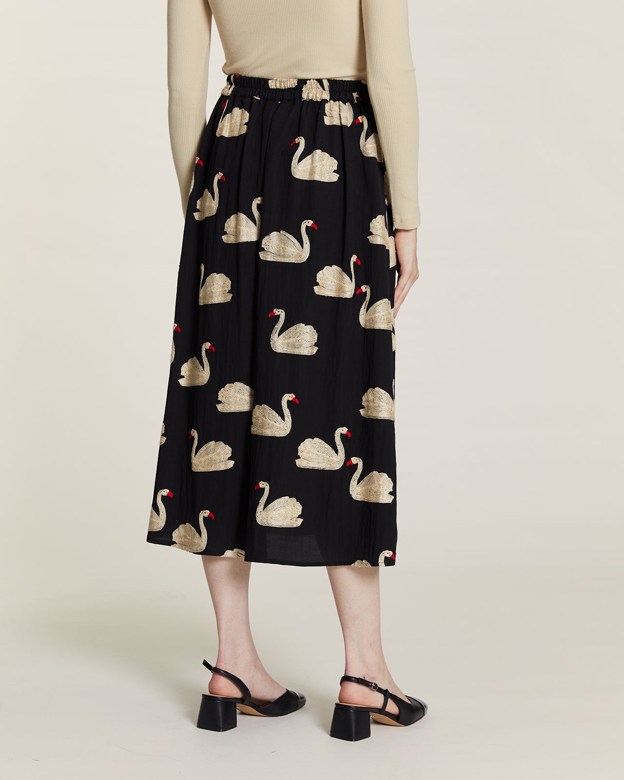 SWAN EMBROIDERED SKIRT