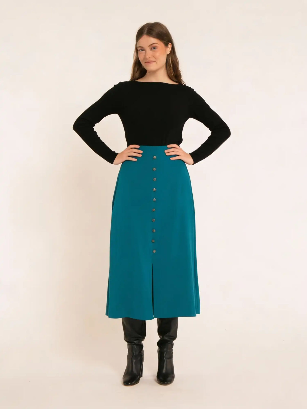 Green A-line skirt with buttons