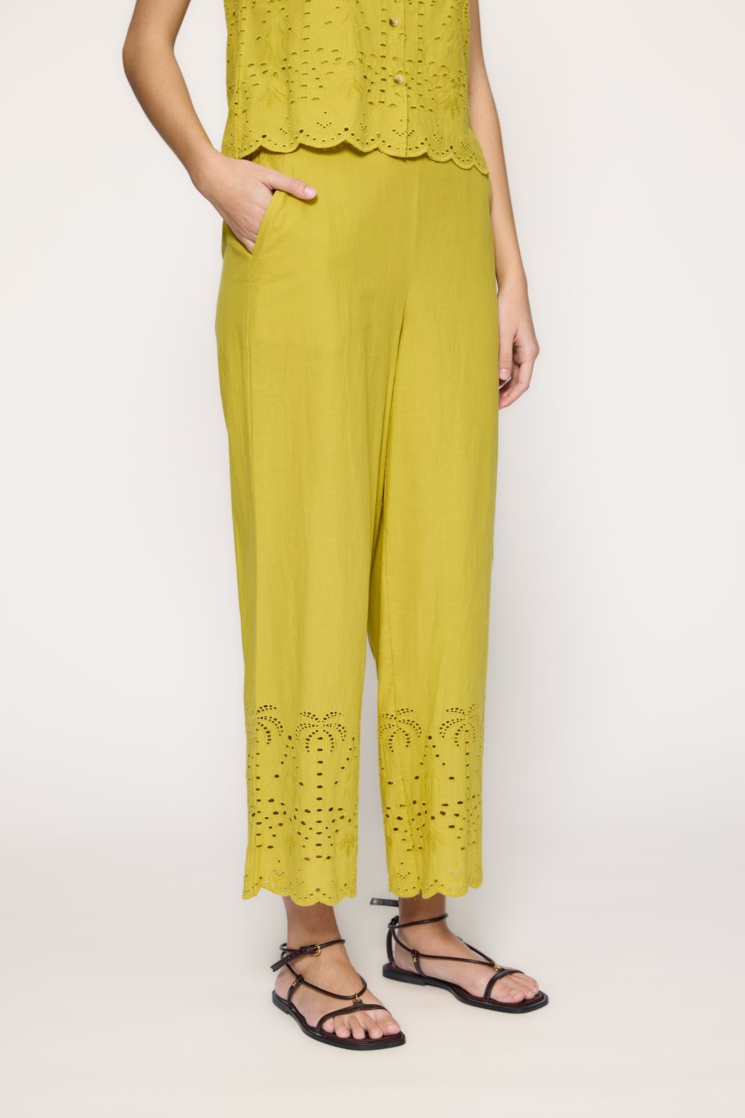 Embroidered cotton trousers