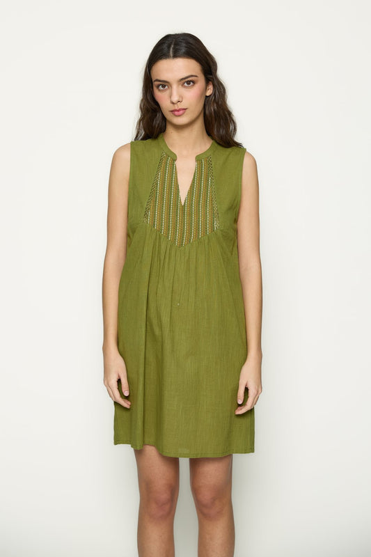 Embroidered short dress