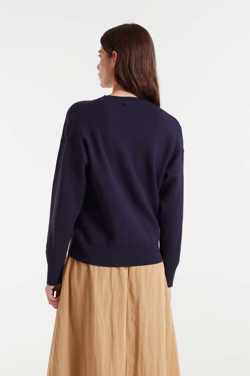 Jacquard knit sweater with big navy blue flower print