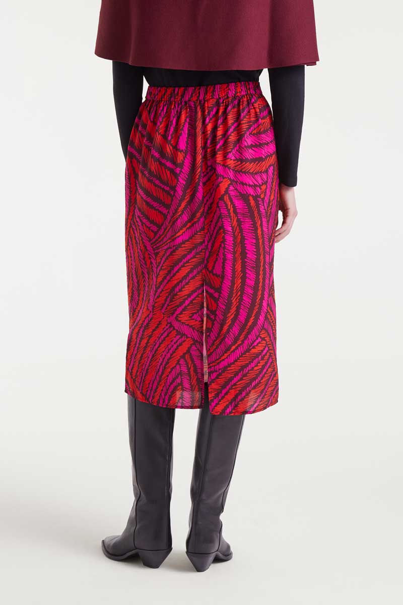 Lightweight crepe midi skirt with Fedora print