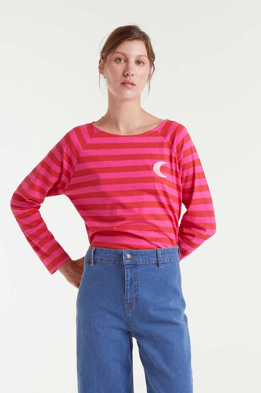 100% cotton T-shirt with pink striped print and moon embroidery