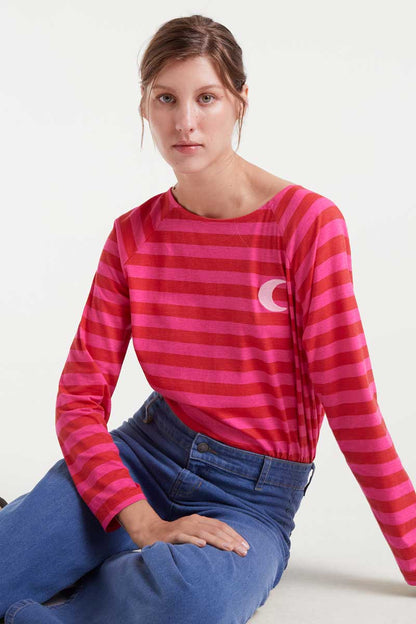 100% cotton T-shirt with pink striped print and moon embroidery