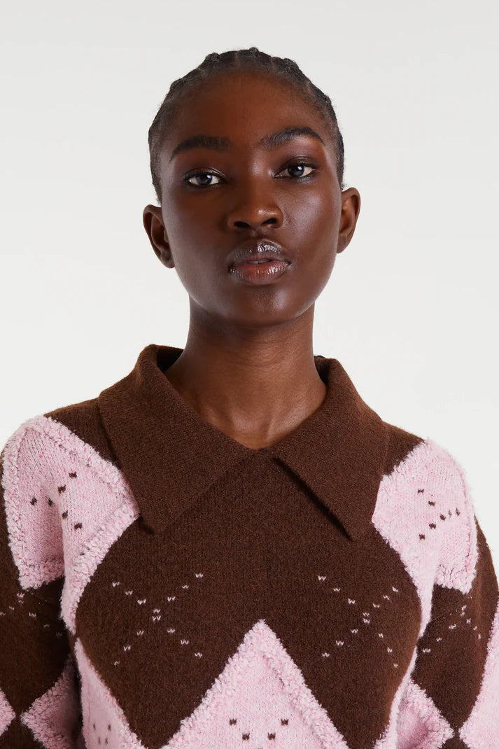 Pink and brown diamond-stitch jacquard sweater