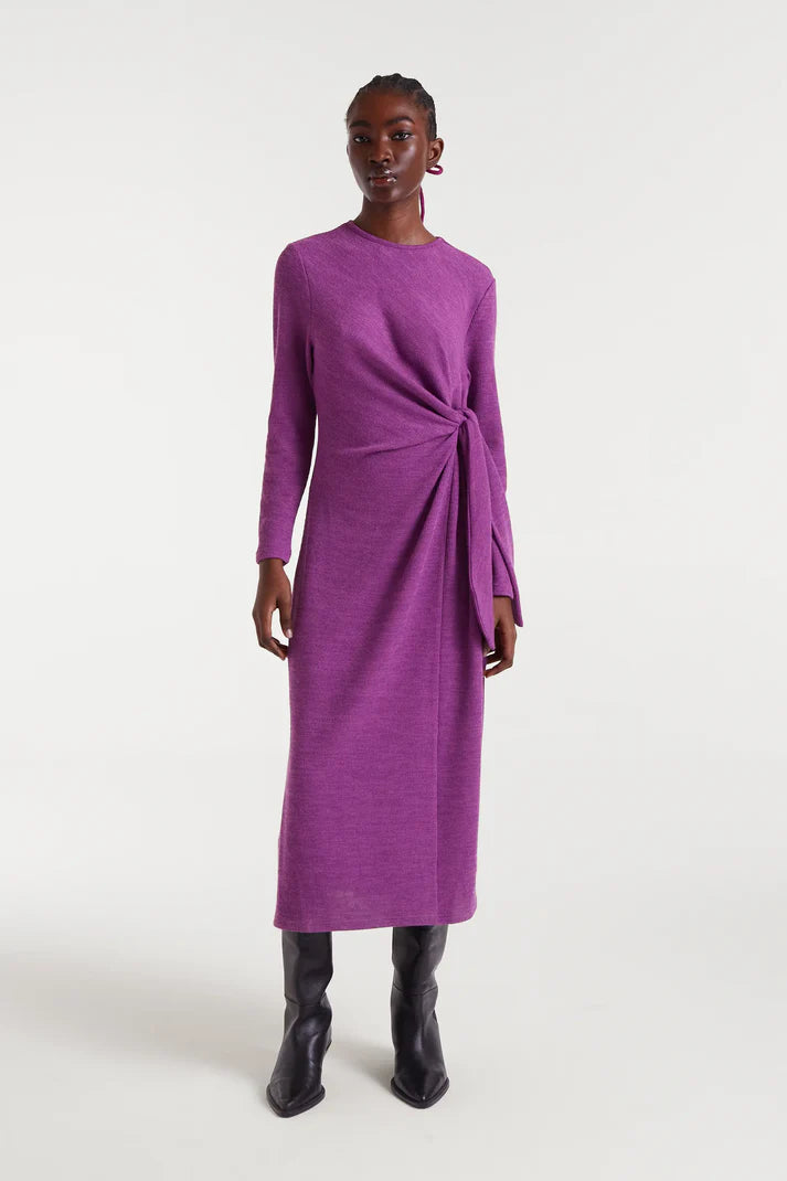 Long magenta ribbed knit dress