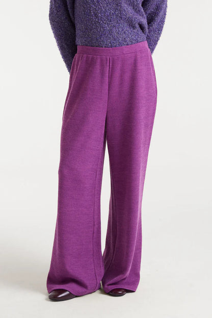 Magenta ribbed knit pants
