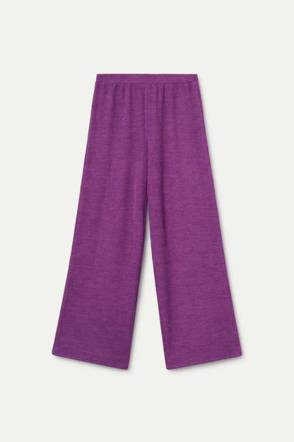 Magenta ribbed knit pants