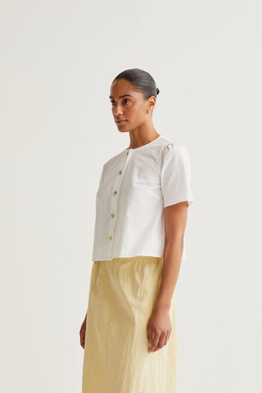 100% cotton top with multicolored buttons