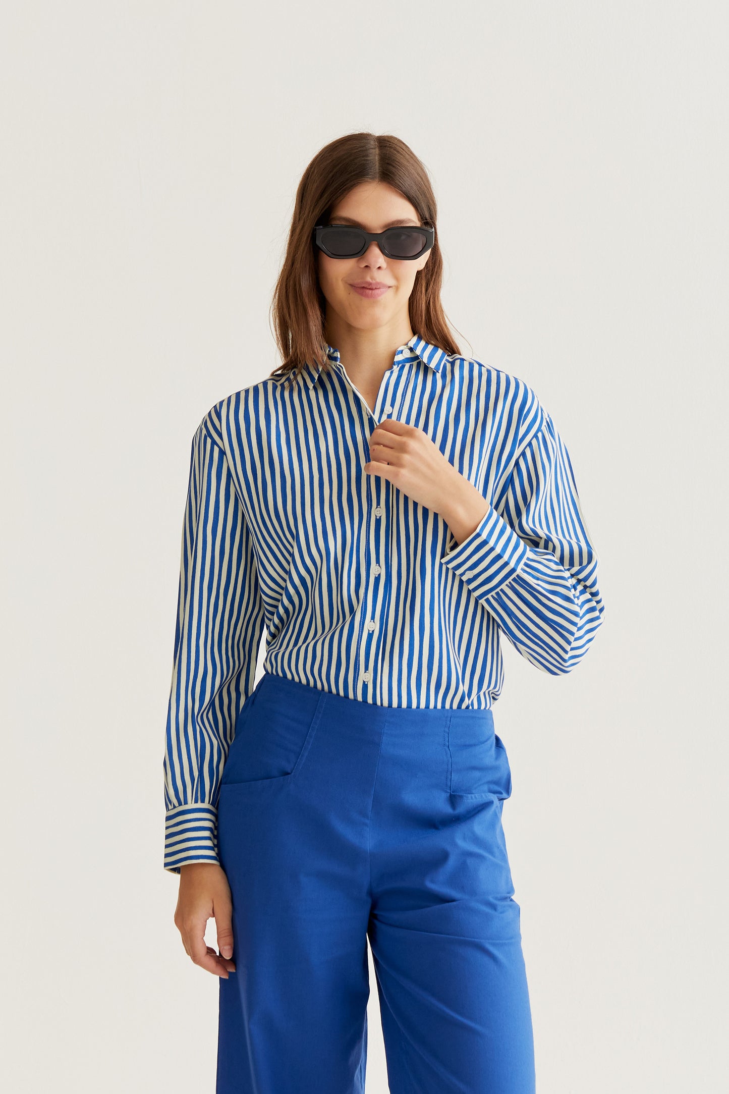 Shirt with Lavagna Blue print