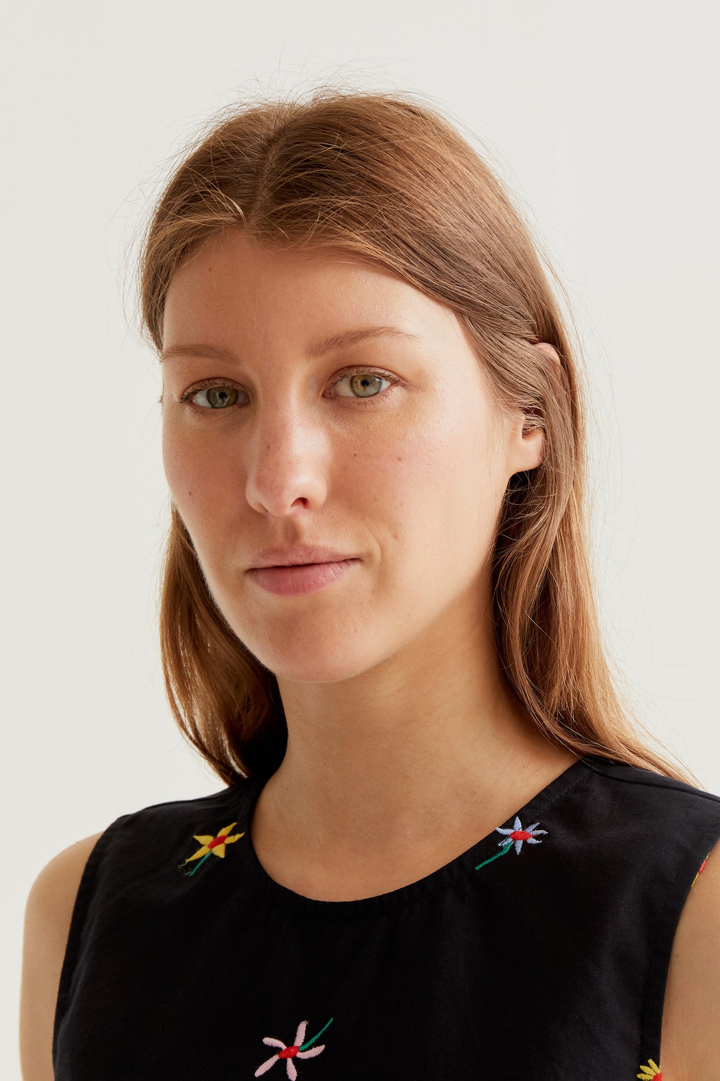 Black Gardener Flowers Print Tank Top