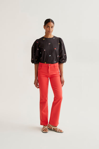 Top with Black Gardener Flowers print