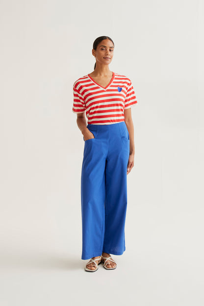 T-shirt with red striped print and embroidered heart