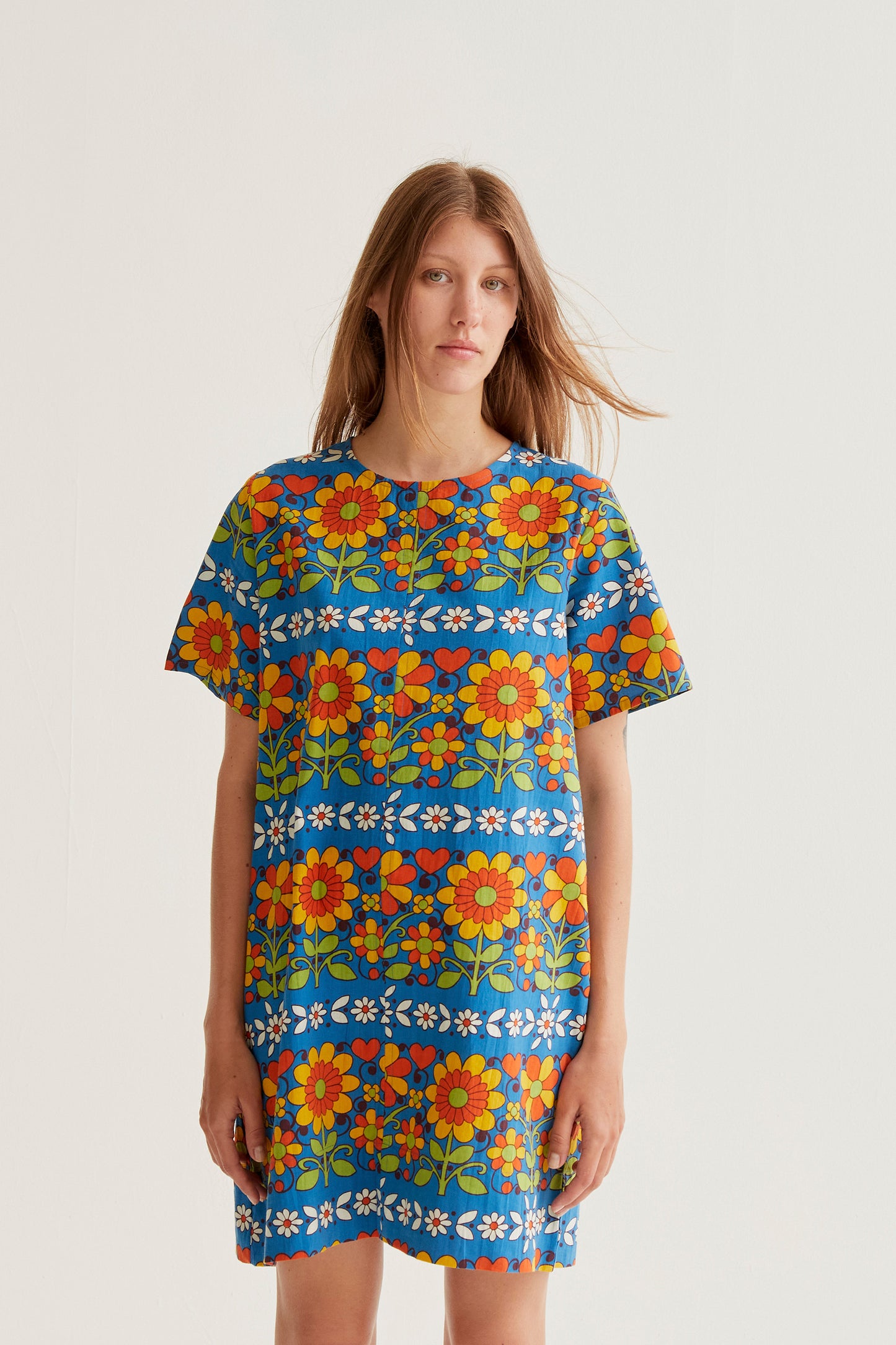 Short dress with Garden print