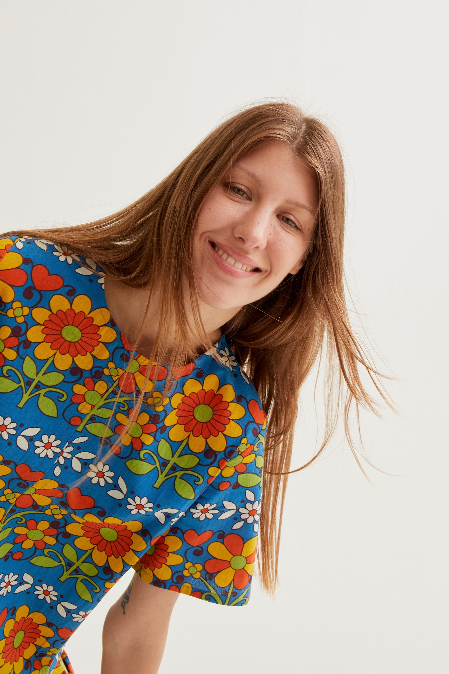 Short dress with Garden print