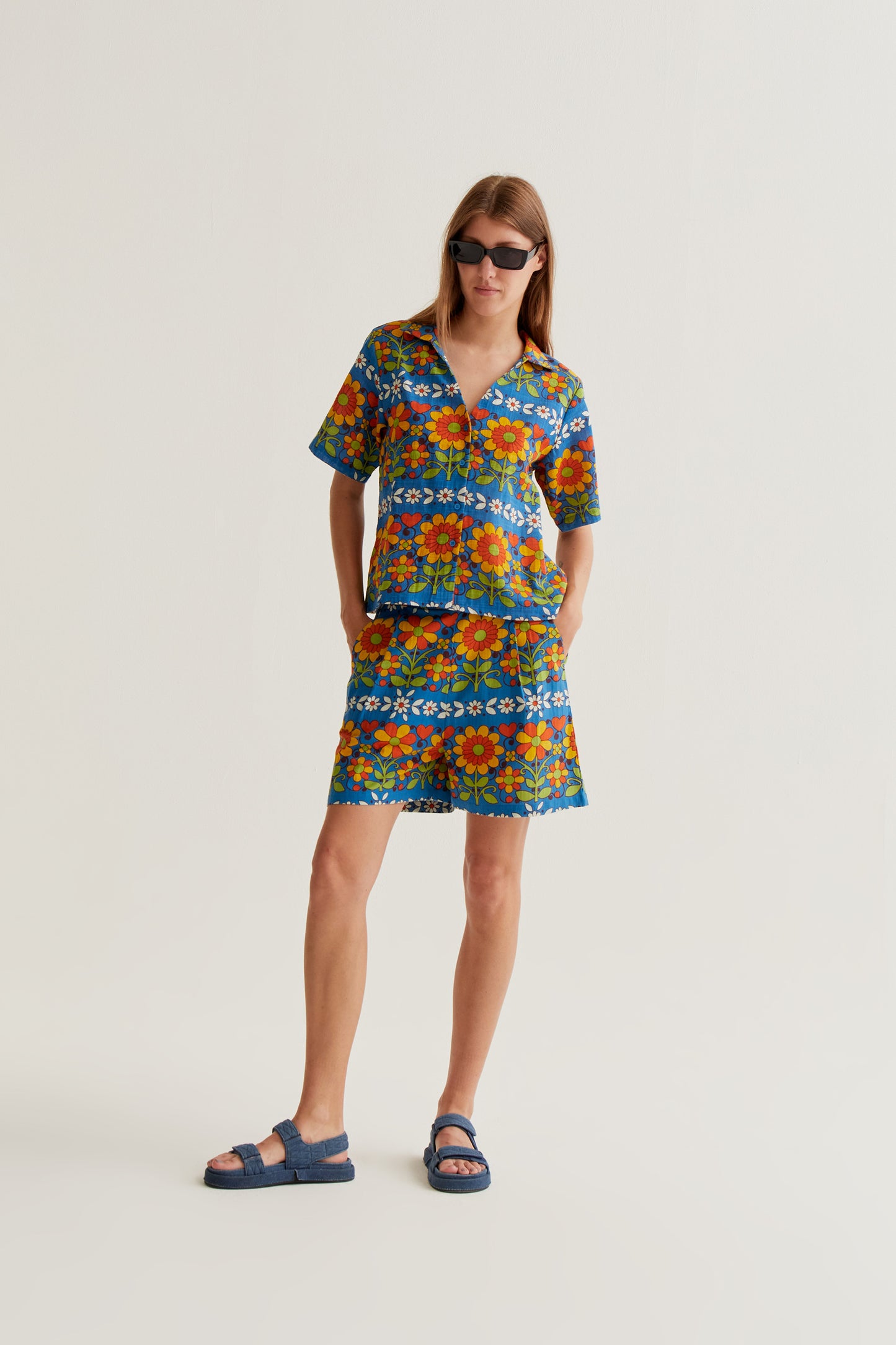 Garden print shorts