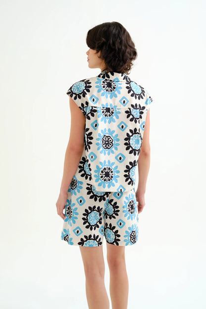Shirt with Waterfall print