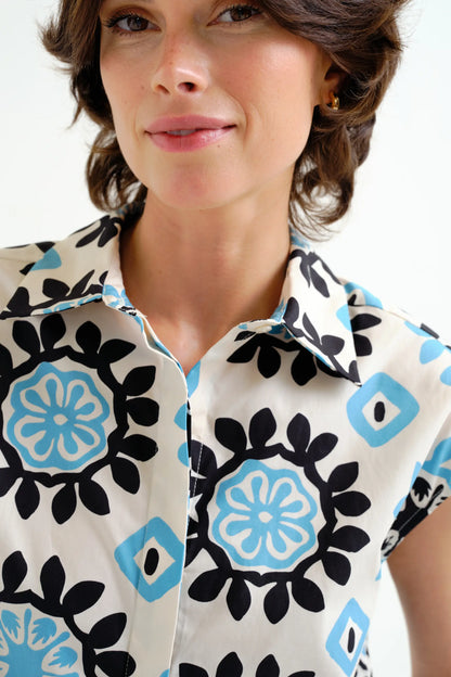 Shirt with Waterfall print