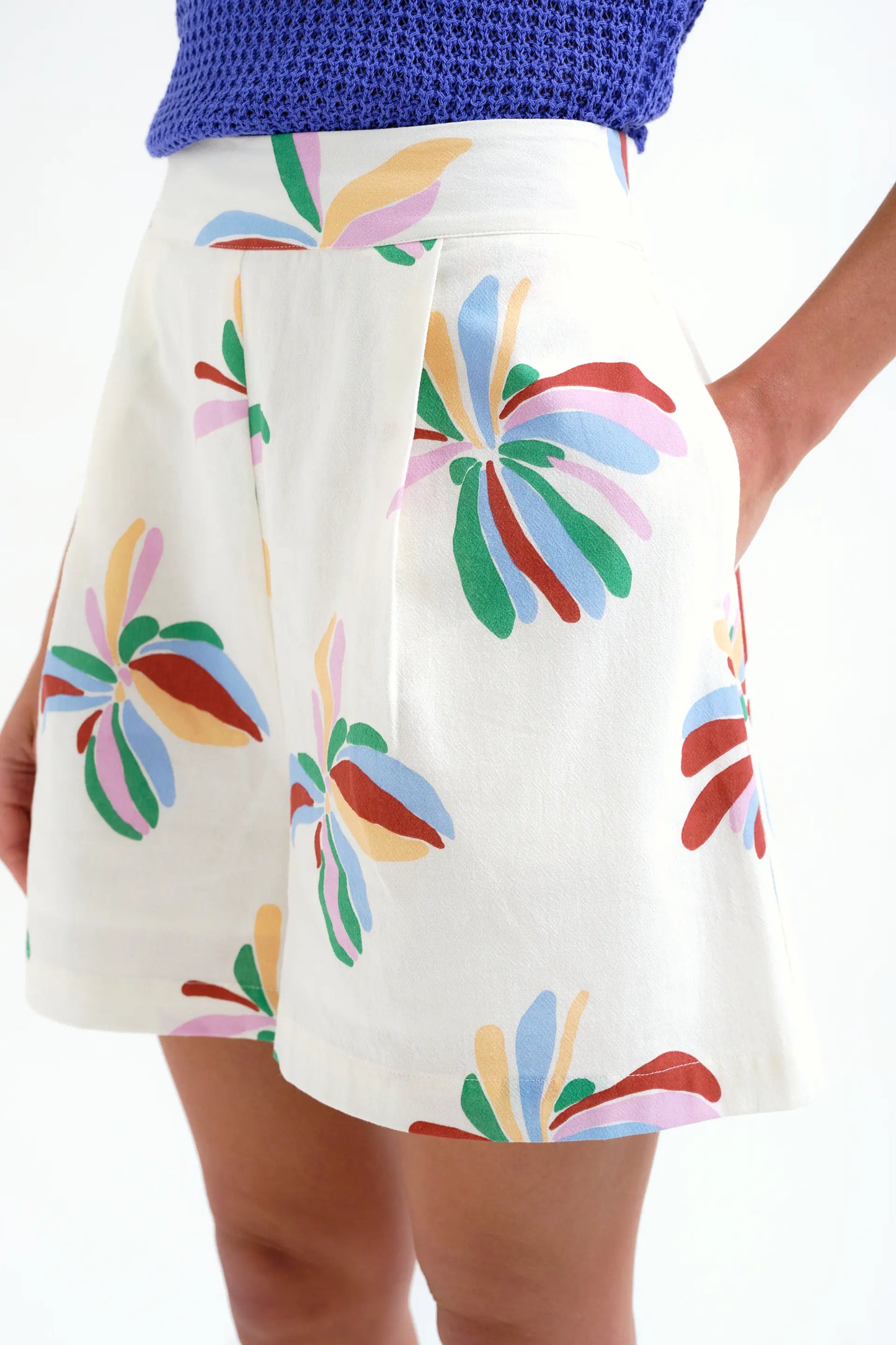 Monarda print shorts
