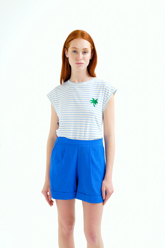 T-shirt with white and blue striped print